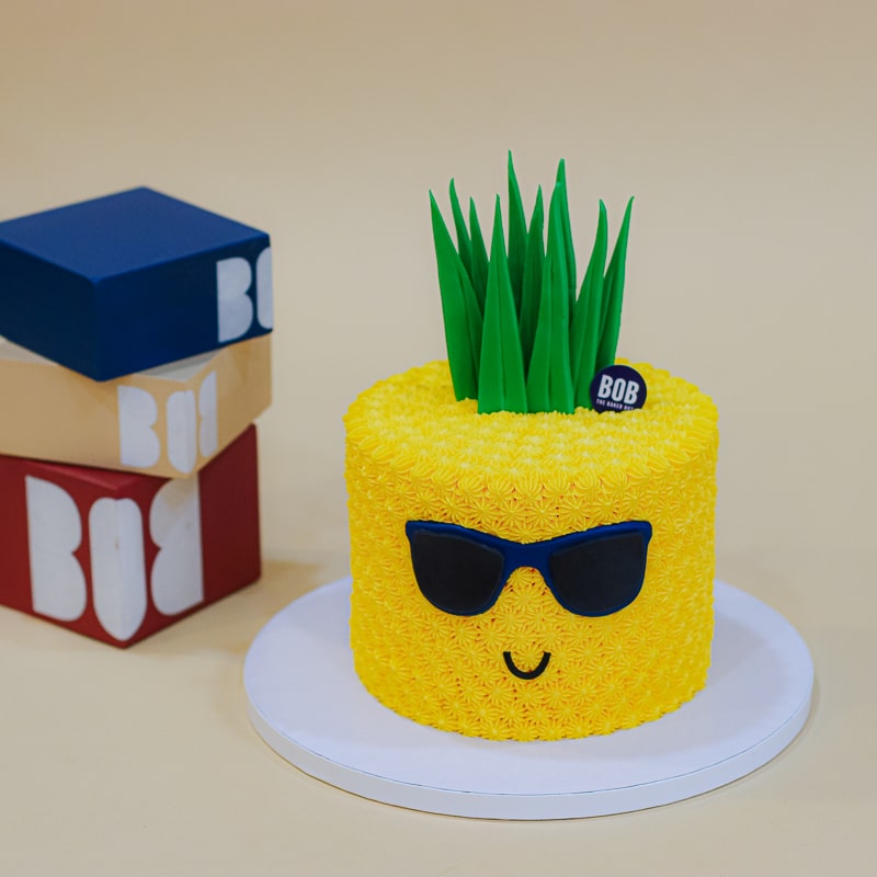 3D Smiling Pineapple Themed Cake